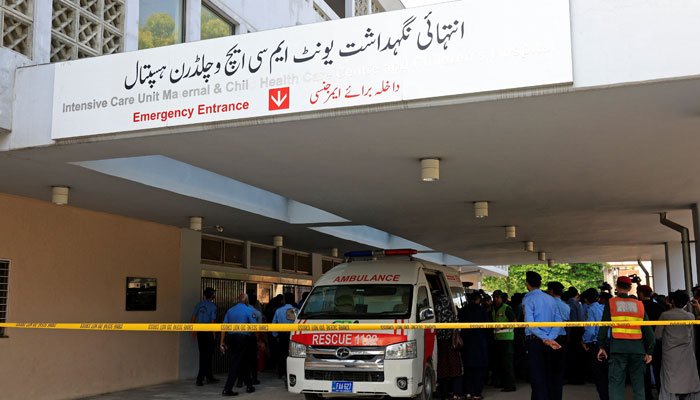15 Newborns Died in Fire at PIMS Hospital Nursery in Islamabad; Inquiry Ordered 15 Newborns Died in Fire at PIMS Hospital Nursery in Islamabad; Inquiry Ordered