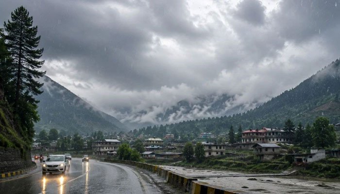 Hot and Humid Weather Expected Across Pakistan, Rain and Thunderstorms Likely in Several Areas Hot and Humid Weather Expected Across Pakistan, Rain and Thunderstorms Likely in Several Areas